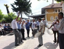Demiryolu Çalışanları İş Bıraktı, Grevden Habersiz Yolcular Gardan Döndü