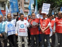 Balıkesir'de Kamu Çalışanları Dört Ayrı Grup Halinde Eylem Yaptı