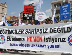 Aksaray’da Eğitimciler Eylem Yaptı