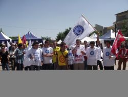 İş Bırakma Eylemine Belediye Başkanı Da Destek Verdi