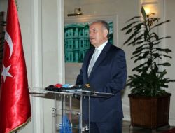 Topbaş'tan öğrencilere müjde!