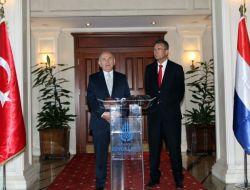 Verhagen, Kadir Topbaş'ı Ziyaret Etti!