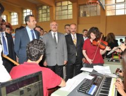 Denizli’de Bilim Fuarı Açıldı!