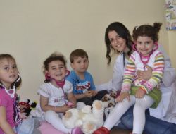 Miniklerin Doktor Korkusuna Çare: Oyuncak Ayı Hastanesi