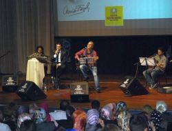 Üstad Necip Fazıl, Konferanslar, Şiir Dinletileri Ve Konserlerle Anılıyor