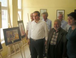 Öğretmenden Resim Sergisi