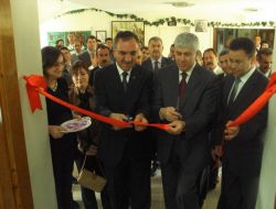 Tarım Ve İnsan Konulu Resimler Sergileniyor