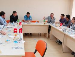 Bingöllü Öğrencilerden Başkan Çetin’e Ziyaret