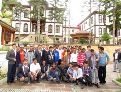 Ak Partili Gülşen: Türk Kolejleriyle Gurur Duyuyoruz