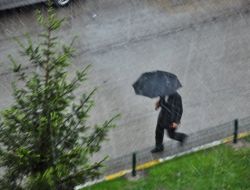 ERZURUM'DA KAR SÜPRİZİ