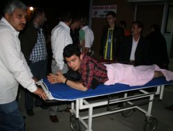 Asker Uğurlarken Çıkar Arbedede 3 Kişi Bıçaklandı