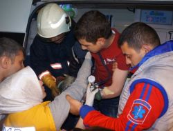 14 Yaşındaki Çocuk, Elini Kaptırdığı Kıyma Makinesiyle Hastaneye Geldi