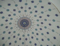 Yeditepe Merkez Camii'nde İç Dekorasyon Yenileniyor