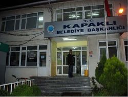 Gece Yarısı Kapaklı Belediyesi'ni Pompalı Tüfekle Bastı