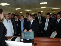 Bakan Akdağ, Balıkesir'de Anne Oteli'ni Ziyaret Etti