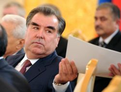 Tacik Lider Rahman, Çin’e Gidiyor