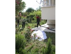 Balkondan Düşen Yaşlı Kadın Öldü