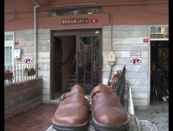 Orhan Boran'ın Terliği Dışarıya Bırakıldı