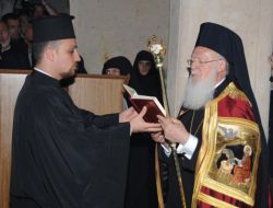 Barthelemeos Kapadokya’da Kilise Açtı Ayin Yönetti