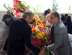 Dp, 27 Mayıs Darbesinin Yıl Dönümünde Adnan Menderes'i Andı