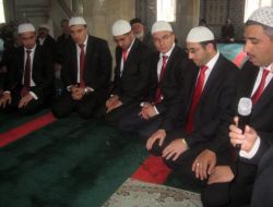 İmam Hatipler Ezanı Güzel Okumak İçin Yarıştı