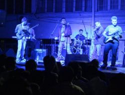 Gökhan Bölükçü, Şarkılarıyla Coşturdu