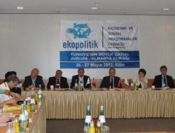 Almanya’daki Türk Ve Kürt Kanaat Önderleri Kürt Sorununa Çözüm Aradı