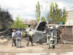 Sivas'ta İşçiler Yangında Ölmekten Son Anda Kurtuldu