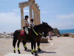 Atlı Jandarmalar Side Antik Kent'te Göreve Başladı