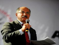 Alevi Bektaşi Federasyonu Başkanı Balkız: Onur Öymen İstifa Etmezse, Chp Gereğini Yapmalı!