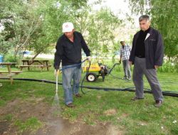 Belediye Keneye Karşı Park Alanlarını İlaçladı