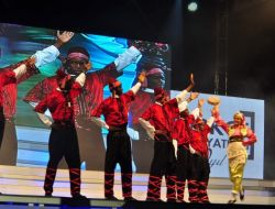 Türkçe Sevdalıları Yunus Emre’nin Torunlarıyla Buluştu