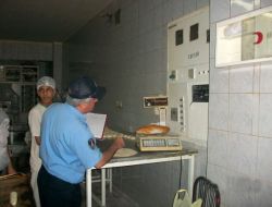 Şahinbey Zabıtası Fırınlarda Ekmeğin Gramajını Denetledi