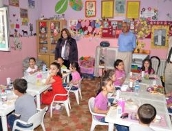 Siirt Valisi'nin Eşi, 14 Eylül İlköğretim Okulu'nu Ziyaret Etti