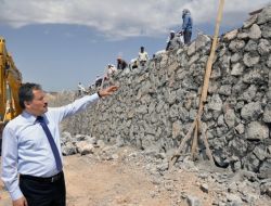 Kuzey Kuşak Yolu'nda Dolgu Çalışması Yapılıyor