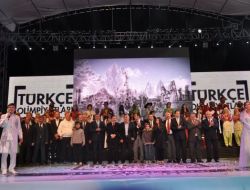 Türkçenin Çocuklarını Afyon’da 35 Bin Kişi İzledi