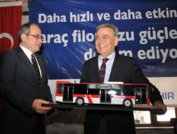 İzmir’e 100 Yeni Otobüs Daha Geliyor