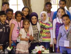 Emine Erdoğan Dünya Yetimlerini Sevindirdi