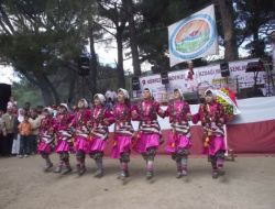 Körfez'deki Karadenizliler Yayla Şenliğine Hazırlanıyor