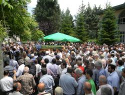 Trafik Kazasında Ölen Karı Koca Toprağa Verildi