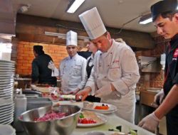 Thy’nin Aşçıları Pişirdi, Ruslar Doyamadı