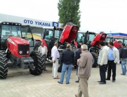 Boğazlıyan'da Açılan Traktör Bayiliğinde 15 Kişi İstihdam Edildi