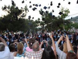 Lisenin Mezuniyet Törenine Eski Kaymakam Da Katıldı