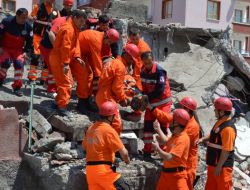 Çankırı İtfaiyesi'nden Deprem Tatbikatı