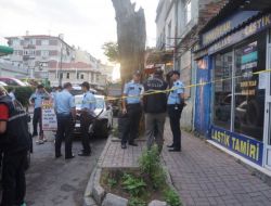 Fatih'te Birkişi Bıçaklanarak Öldürüldü