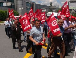 İşten Çıkarılan Thy Personeline Sendikalardan Destek