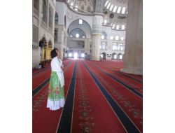 Meksikalı Öğrenciler: Kocatepe Camii’ne Hayran Kaldık