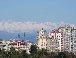 Toroslar'da Kar, Adana'da Bahar  Var!!