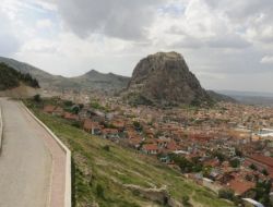 Belediye, 8 Milyon Liraya Mal Olacak Yolu Yüzde 50 Daha Ucuza Yaptı