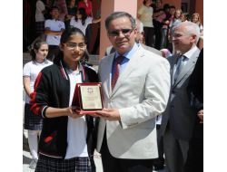 Burdur'da 44 Bin Öğrenci Karne Aldı